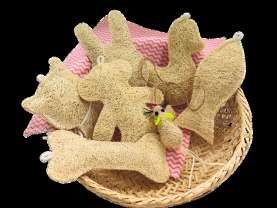 Loofah cat toys in assorted shapes